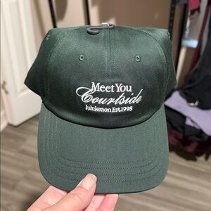 NWT Size S/m Classic Unisex Ball Cap Green And White. $38 Retail